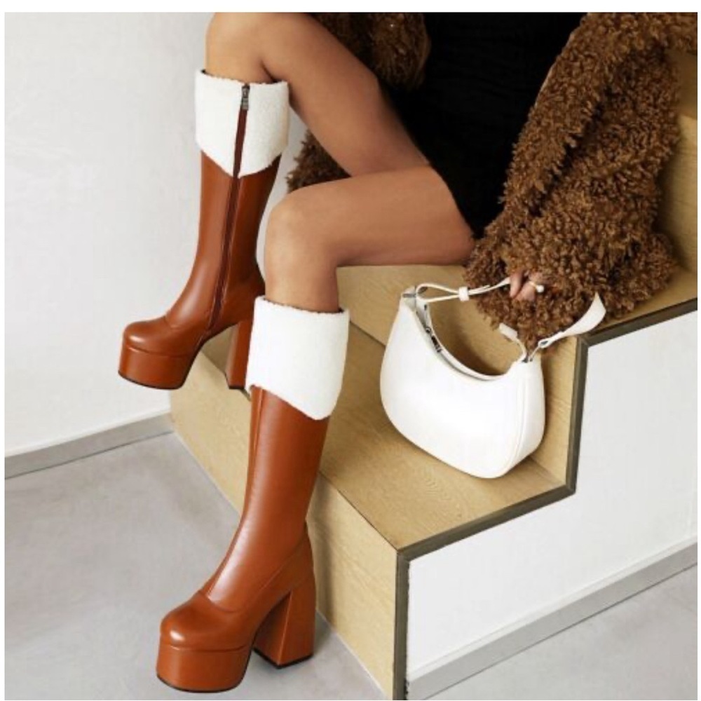 Brown and Cream Heeled Boots with Chunky Heel 39